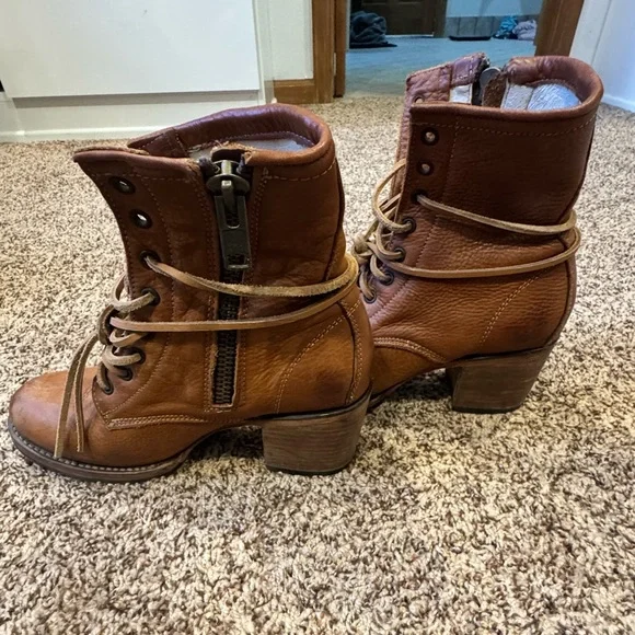 Freebird by Steven Tan Heeled Boots - Picture 3 of 6